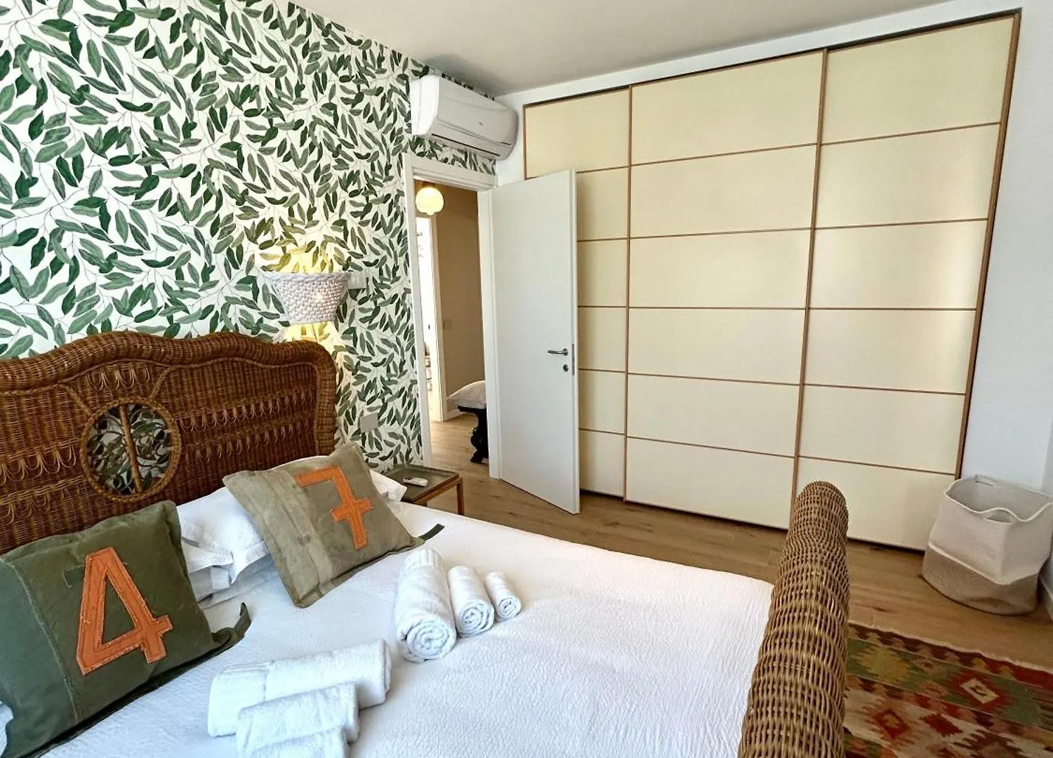 Lake Como Retreat,Ac,Pool,Ev Car بيلاجيو إيطاليا